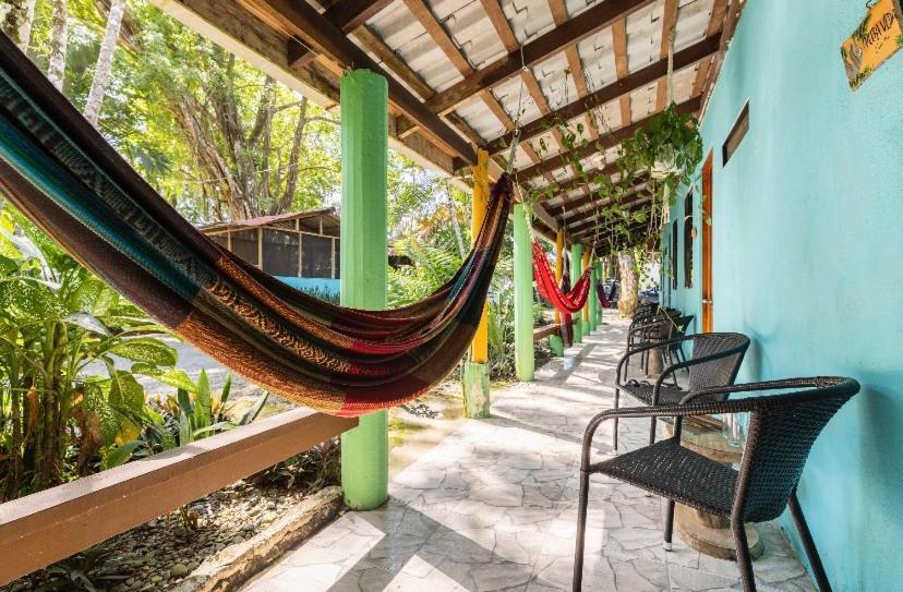 Boutique Rooms River Front At La Junta Dominical Exterior foto